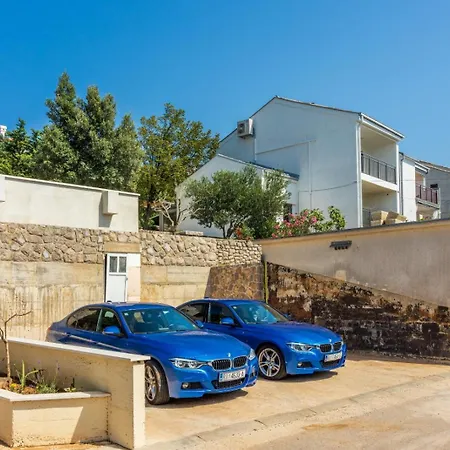 Mala Kuca Villa